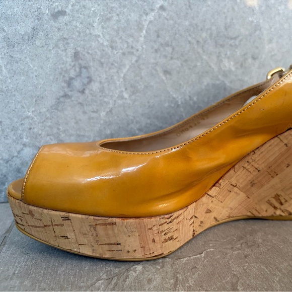 Tan patent-leather peep-toe wedges - Picture 3 of 14